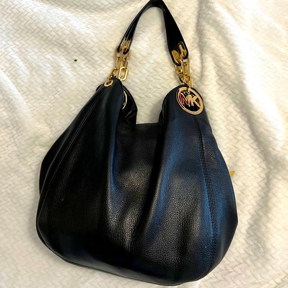 Michael Kors purse - Picture 1 of 2